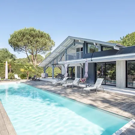 Villa Seignosse: 4-star Serenity With Heated Pool And Wi-fi